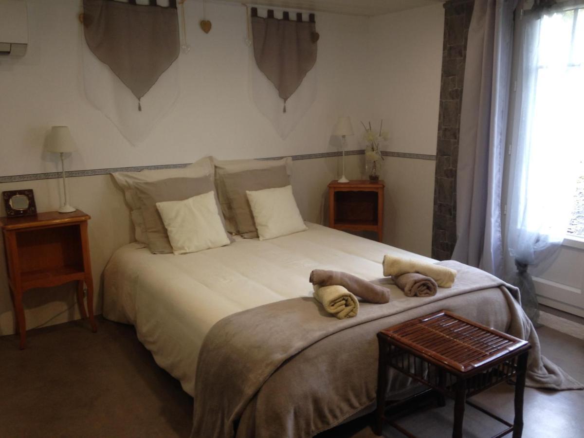 Chambre D'Hotes Hola Laval  Ngoại thất bức ảnh