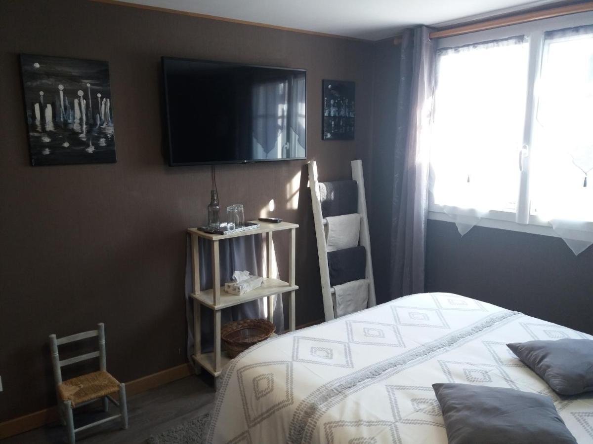 Chambre D'Hotes Hola Laval  Ngoại thất bức ảnh
